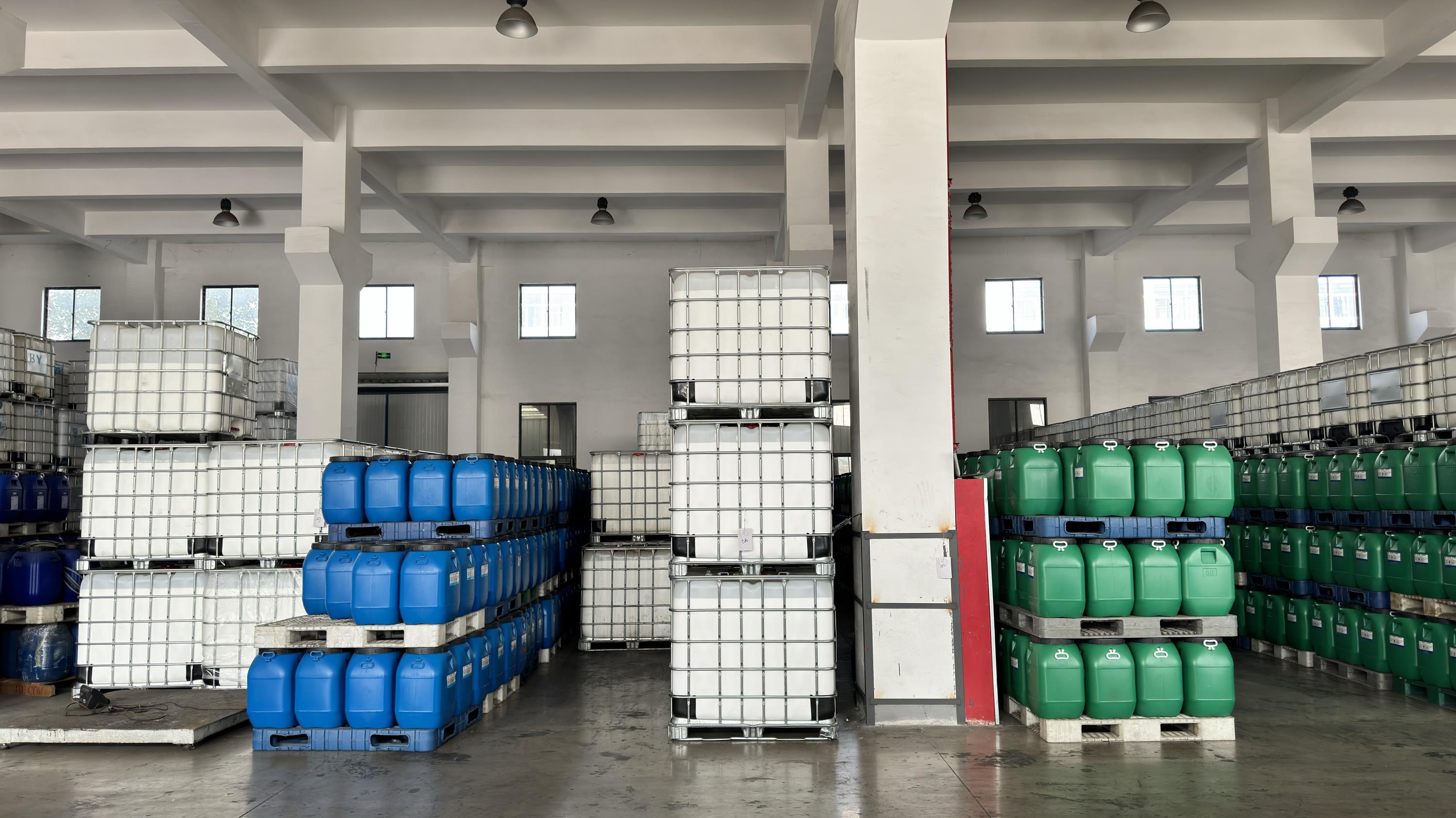 VAE-WAREHOUSE.jpeg